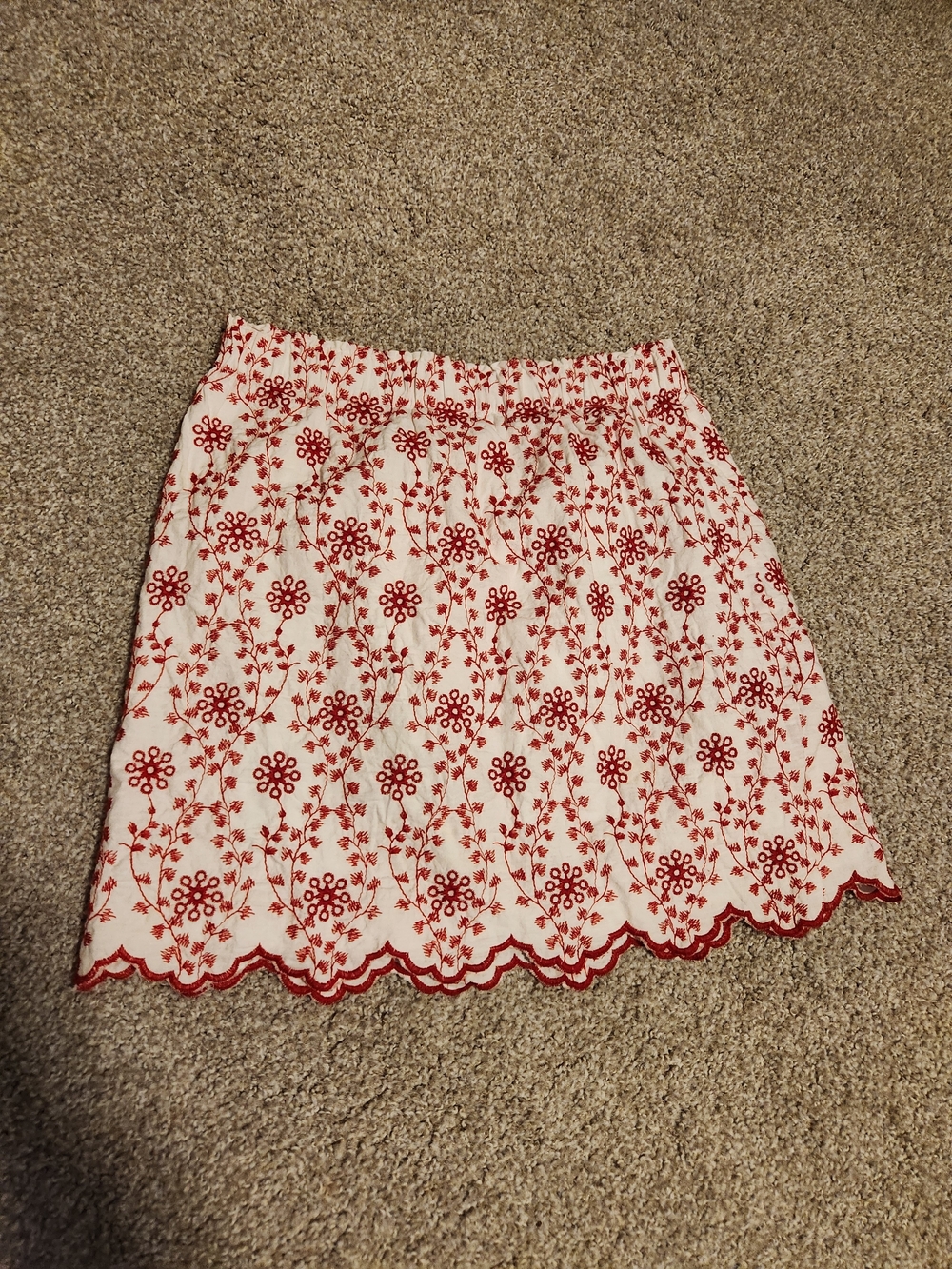 Red Floral Embroidered White Skirt M Medium